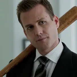 Harvey “im quitting corporate law and moving to seattle with mike ross” Specter yall 👅 #marveyedit #harveyspecter #mikeross #suitsedit #fyp 