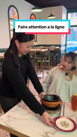 Quand la cliente dit qu’elle fait attention à sa ligne 👀 #asiatique#pourtoi#foodtook#fooddie#halal 