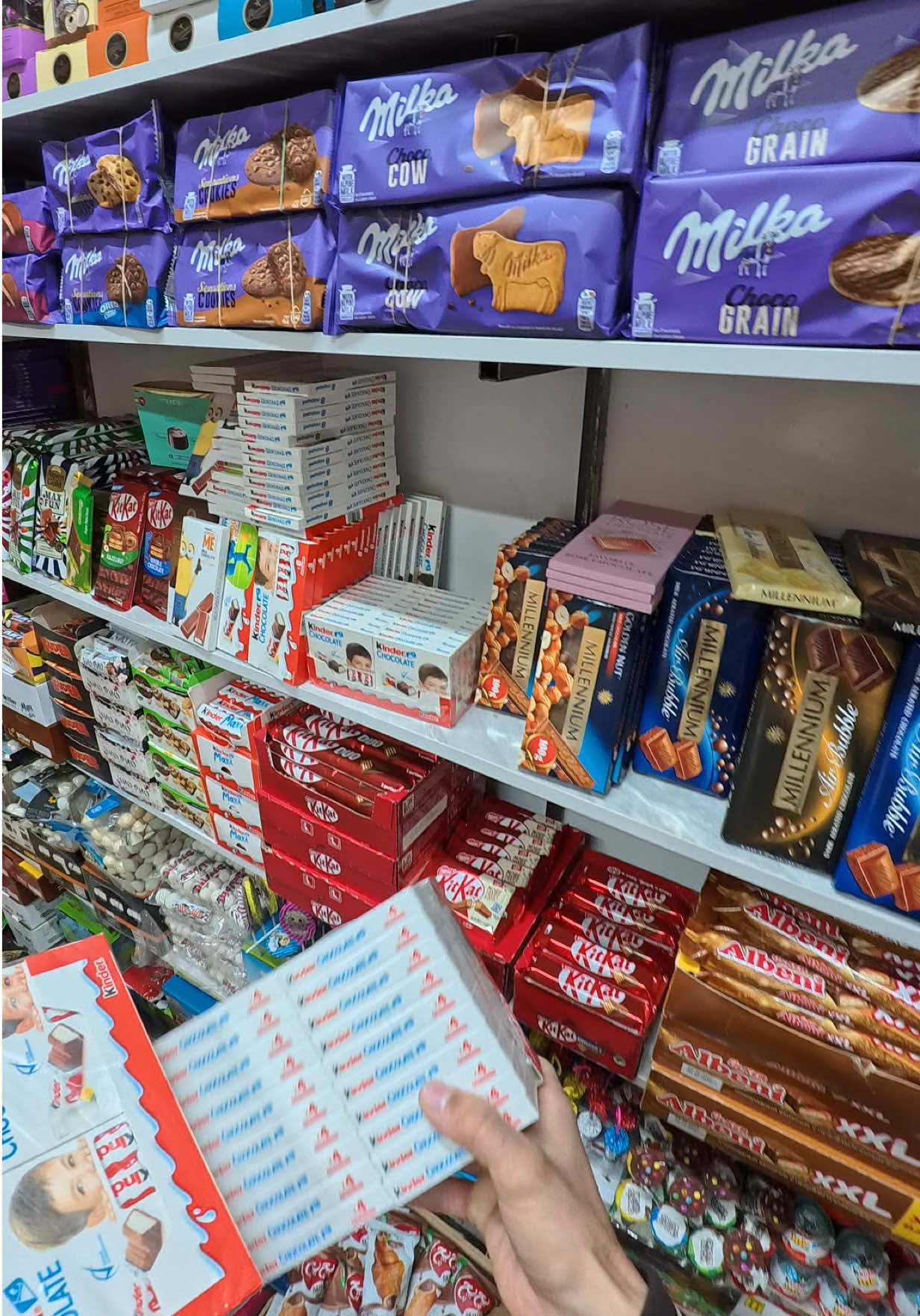 Kinder and some chocolate restocking #asmr #restocking #shorts #southkorea 