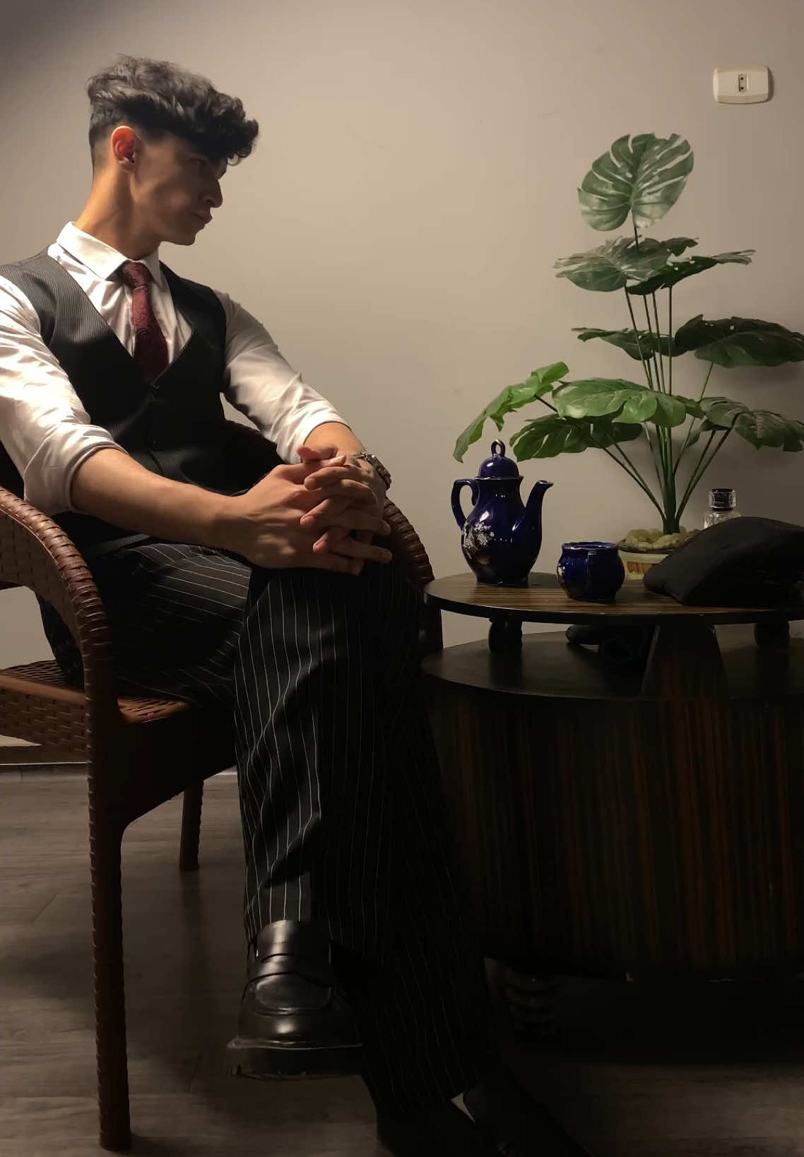 الرد على @.Abdo Samir  حاجة للفوكين شيلبي ع السريع🚬🥃 #peakyblinders #thomasshelby #styling #explore #explore 