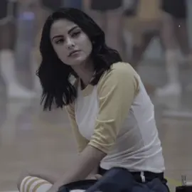 WHAT she looked sooo good in s1 🥹 - scp;lubupacks  - #riverdale #veronicalodge #camilamendes #fyp #riverdaleedits 