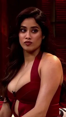 #looking Beautiful #janhvikapoor #bollywood #foryoupage #trending 