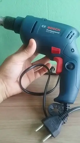 FURADEIRA BOSCH GSB 450 RE #furadeira  #parafusadeira  #bosch 