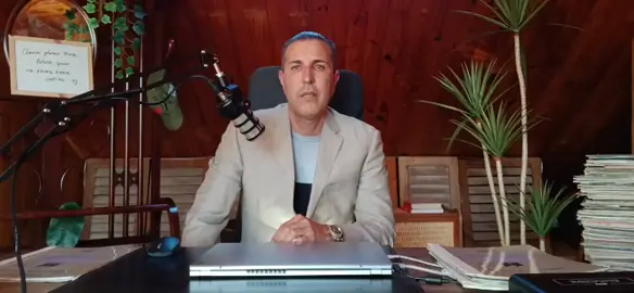 ALGO RARO RARO NOS HA PASADO!!!!!