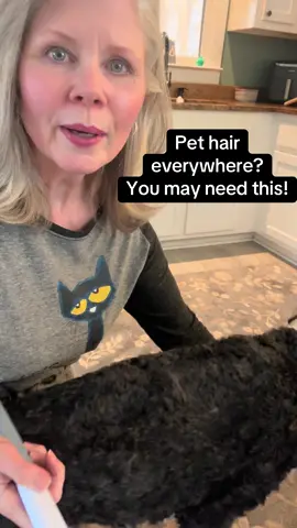 We have 4 large dogs and 2 of them are shedders. This tool is amazing! Run it across furniture and rugs and it rolls right off! Best part is it is reusable. No rolls of tape to replace. We love it 😍  #sheddingseason  #pethairremoval 