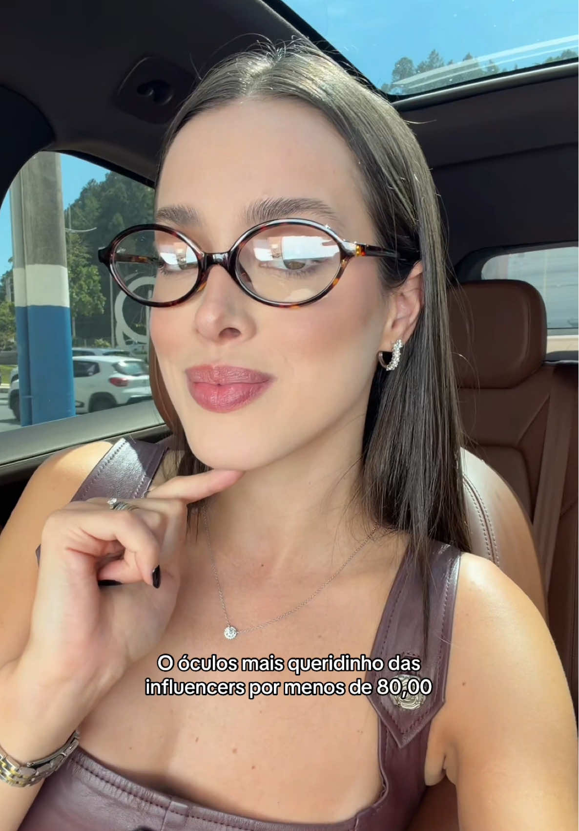 O óculos queridinho das influencers por menos de R$80 reais aqui no TikTok Shop!  Uana usa o nosso modelo Armação de grau Siena 🖤 • Clique na sacolinha e garanta o seu!  #saintgermain #armacaodegrau #oculosdegrau #fy #ootdfashion 