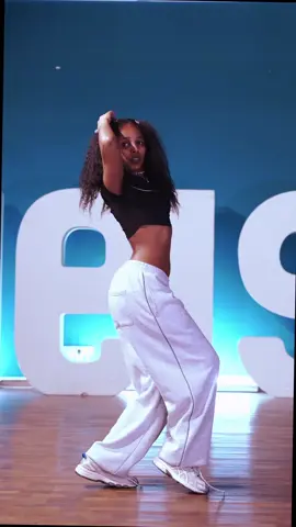 Late to,, kakalika⚡️but I had to hit this 🔥 Back like I never left 💃 What you think? 👀 🎥 @Nahom_mat @TANZSCHULE WEISS 