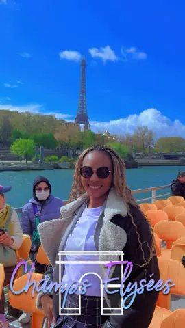 Parisienne👌👌👌🤩🤩 #tourisme #tiktokparis🇫🇷 #tiktokabidjan🇨🇮🇨🇮tiktok🇫🇷🇫🇷 