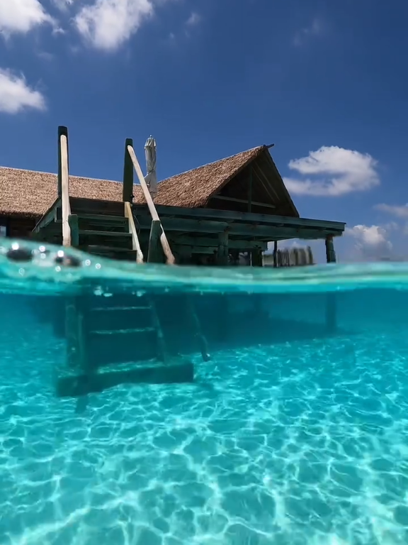 #traveltok #traveltiktok #travel #vacation #foryou 