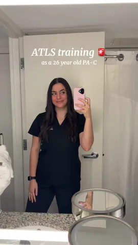 this was so much fun & educational, especially as a new grad PA working in the ER 🏥🚨  @wearfigs #physicianassistant #emergencyroom #medicine #atls #hospital 