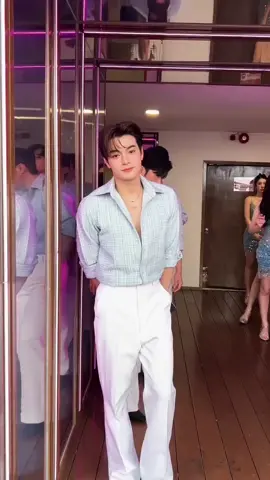 Pasarela coreana activada 🇰🇷🔥 #CoreanoGuapo #KoreanModel #Runway #ParaTi #FYP