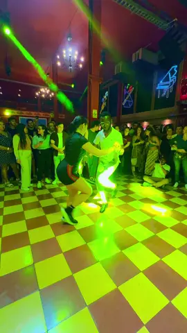 Sin mucho que decir porque el video lo dice todo.🔥🔥🔥 ¡AZÚCAAAAAAAAAAR! ✨🎶