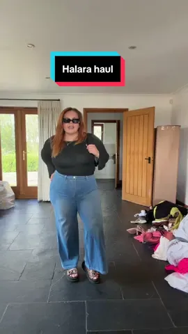 Do a @Halara_official try on with me! I love doing these 😂
