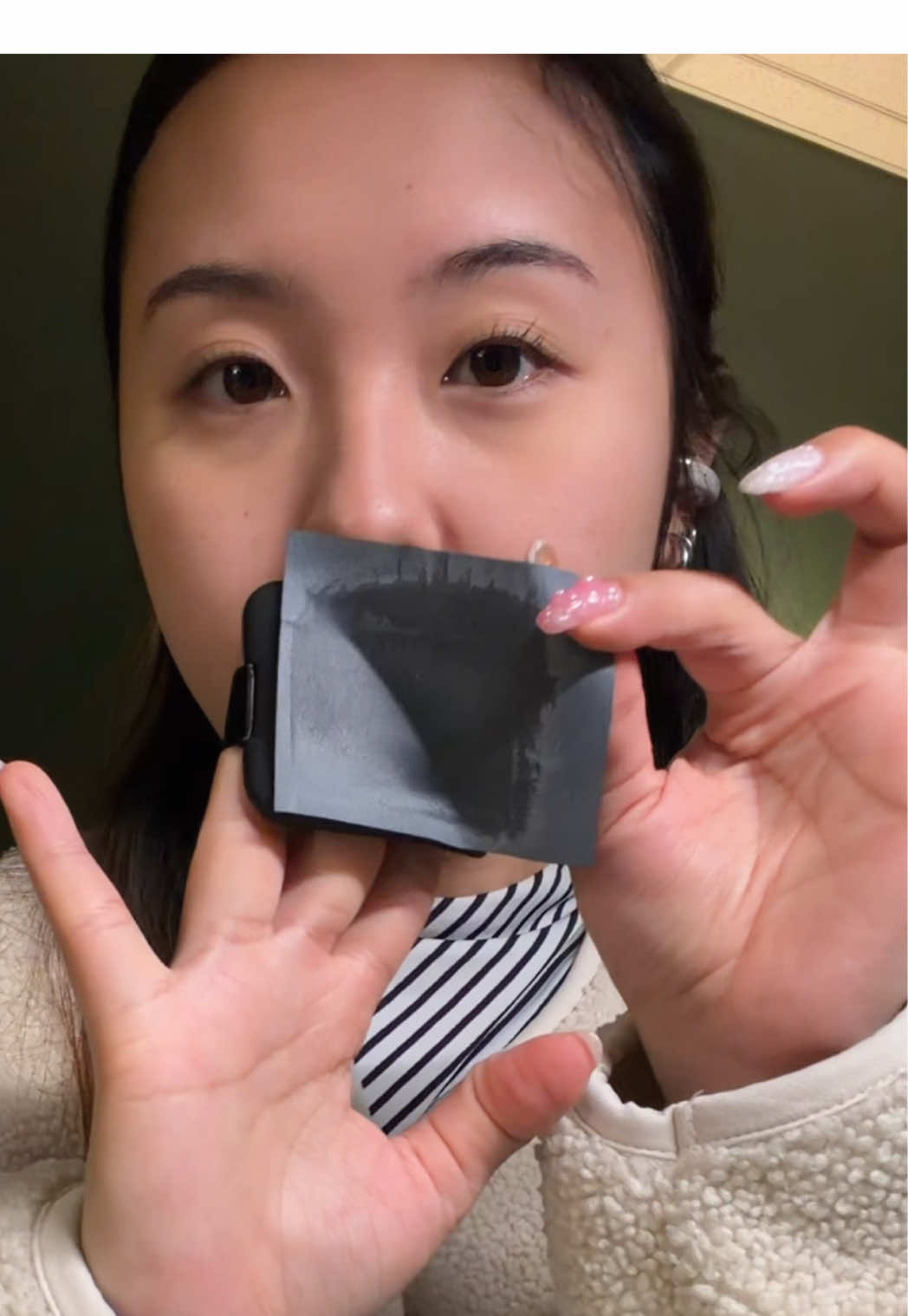 fighting against the work air uglification 💥🤛 #carslan #cbeauty #chinesemakeup #oilblottingsheets @carslan_us 