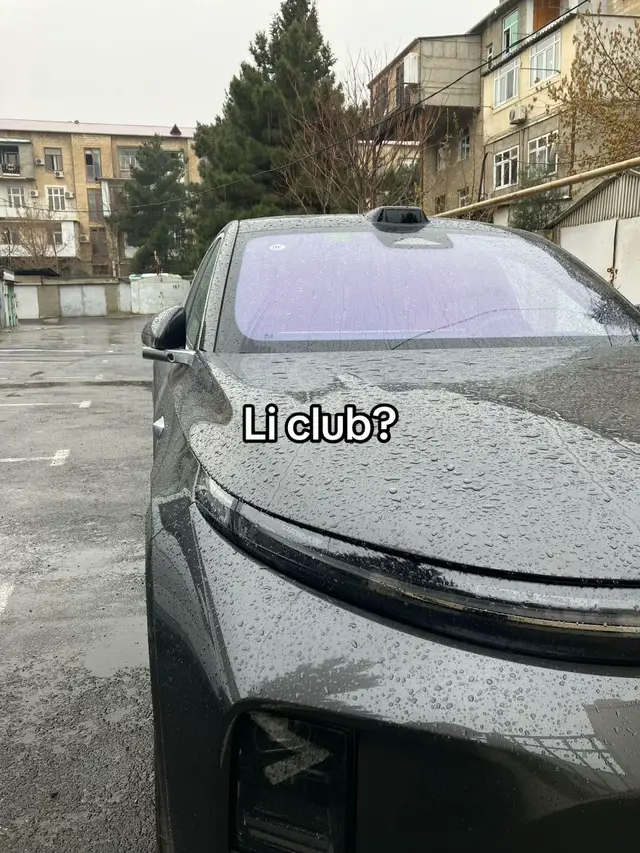 LI CLUB — Li avtomobil sevərlərinin bir araya gəldiyi xüsusi icmadır. Bu klubun məqsədi Li markalı avtomobillərə marağı olan insanları bir platformada toplamaq, təcrübə bölüşmək və bu avtomobillərin üstünlüklərini daha yaxından tanıtmaqdır. LI CLUB icmasında Li sahibləri və bu avtomobillərə maraq göstərən insanlar bir-biri ilə əlaqə qurur, avtomobillər haqqında məlumat paylaşır, yenilikləri müzakirə edir və müxtəlif görüşlər təşkil edir. Burada hər kəs öz təcrübəsini bölüşə, suallar verə və Li avtomobilləri haqqında daha çox məlumat əldə edə bilər. Klubun əsas məqsədi yalnız avtomobil göstərmək deyil, həm də güclü bir avtomobil icması yaratmaqdır. LI CLUB üzvləri arasında dostluq münasibətləri formalaşır, yeni tanışlıqlar yaranır və avtomobil həvəskarları üçün maraqlı bir mühit yaradılır. Əgər sən də Li avtomobilli sürürsənsə və bu icmanın bir parçası olmaq istəyirsənsə, LI CLUB ailəsinə qoşula bilərsən. Burada səni Li avtomobillərinə olan eyni sevgi və marağı paylaşan insanlar gözləyir. 🚘