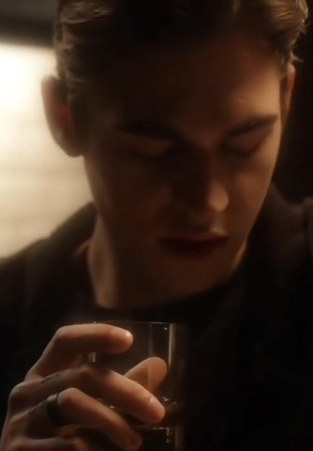 Some lines are read with the eyes, but felt with the soul. 🥀📖 #after #aftermovie #hardin #tessa  #fiennesthetic 