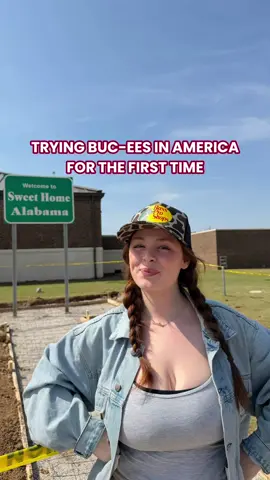 I can’t believe this is a petrol station… #usaroadtrip #bucees #beefjerky #britinamerica #alabama 