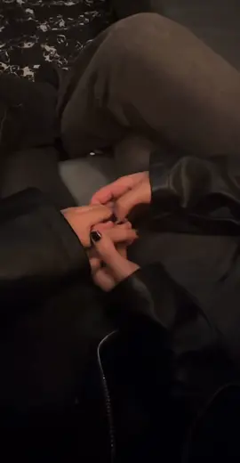 #wlw #wlwcouple 👩🏻‍❤️‍💋‍👩🏻