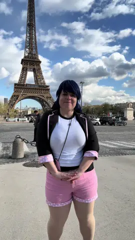High cortisol < Low cortisol #marinette #miraculousladybug 