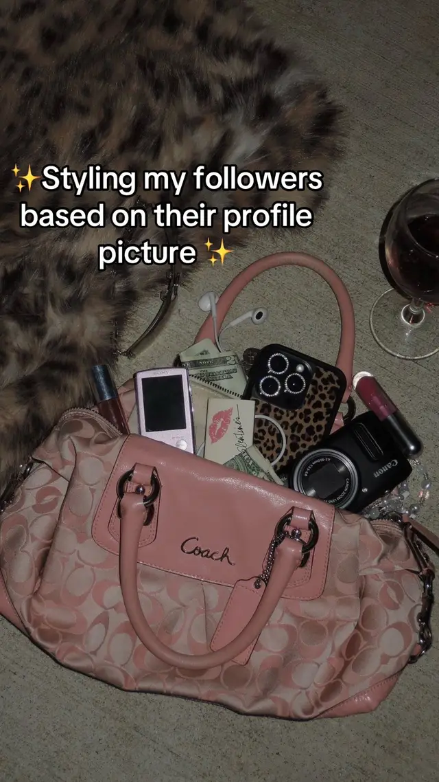 Comment to be next 💞 #fashioninspo #followers #fyp #fashion 