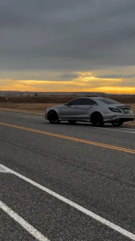 🩶😍 #mercedes #benz #cls63s #w218 #amg 