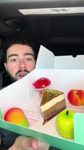 beautiful desserts in LA 🍑🍏🥭📍(Altadena Bakery) ##fypシ##asmr##desserts##fruitdessert##viral