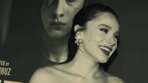 #actress #miraydaner #turkishseries #hudutsuzsevda #women 