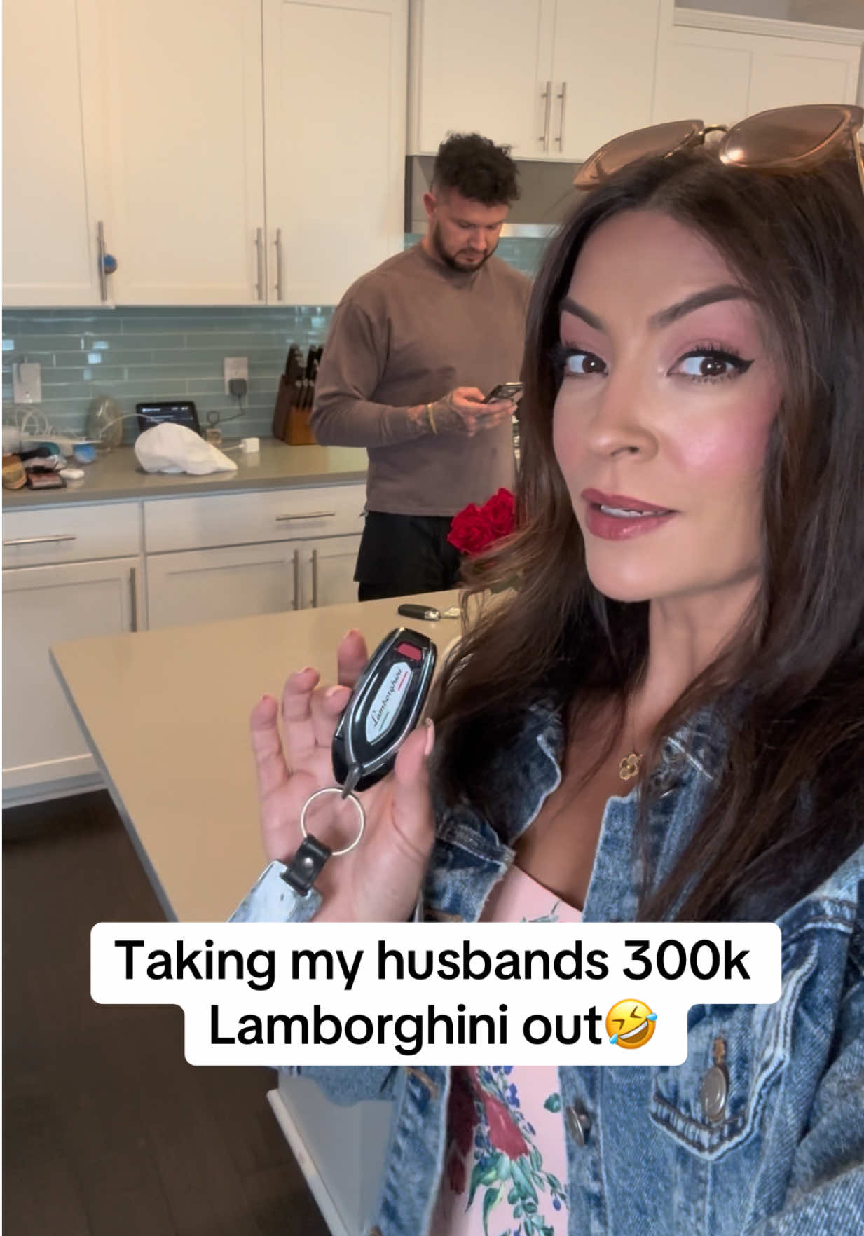 His heart skipped a beat🤣 #lambourghini #hurucan #hisbandandwife #funny 