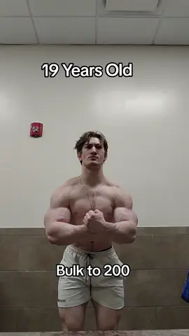 bulk to 200 #gym #transformation #bulking #GymTok #bodybuilding 