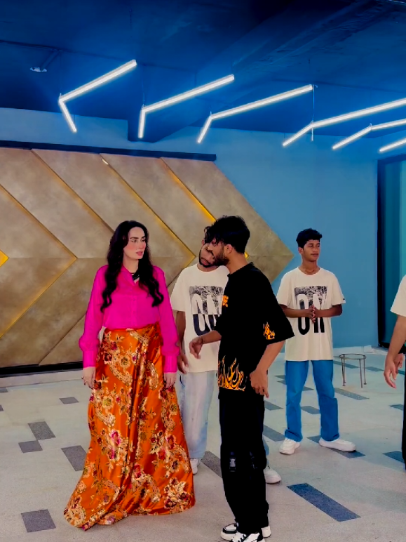 like dhami deya  Dance choreographer #foryou #foryoupage #viraltiktok #standwithKashmir #viral @Zeeshan Rokhri 