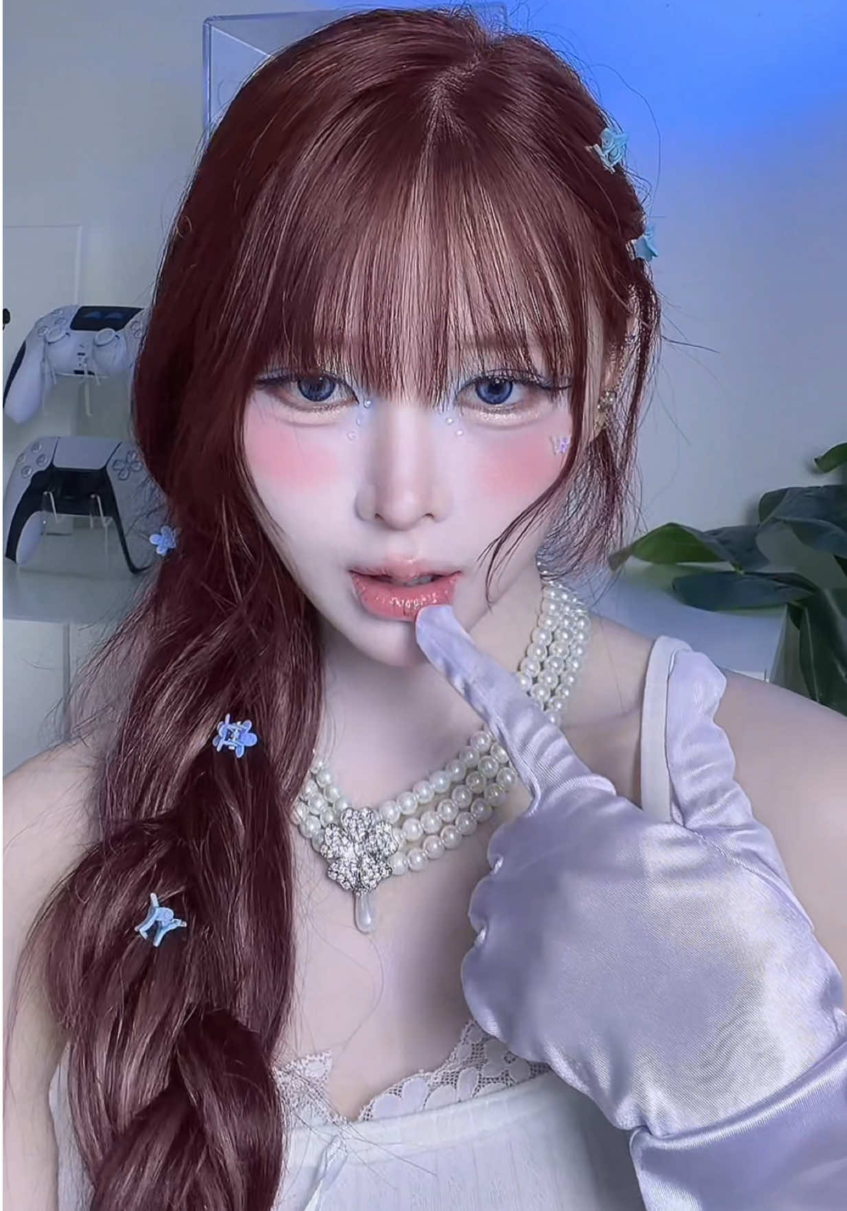 ลุคอะไรไม่รู้ ลุคนั่งหรอ