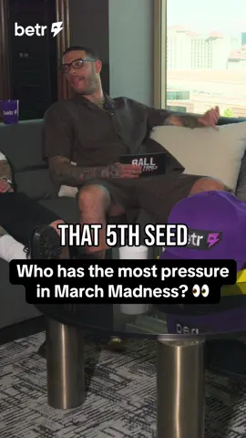12-seeds are scary during March😬 #MarchMadness #HighPoint #Wisconsin #ncaatournament #LonzoBall 