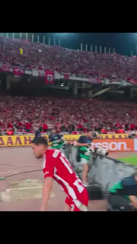 Τανκ ευχαριστούμε❤️🇺🇦 #fy #olympiakos #yaremchuk 