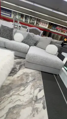 #furniture #furnituredesign #furniturestore #homedecor #louisville 