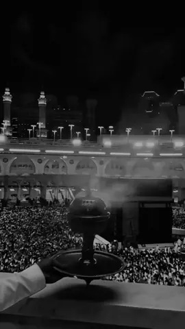 قولوها اللهم صلّ على سيدنا محمد صلاة تحسن بها الأخلاق وتيسر بها الأرزاق  #دعاء_يريح_القلوب_ويطمئن_النفوس 
