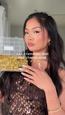 my hair feels so boring without them now  #hairaccessories #haircharms #hairtok #hairstyle #festivalfashion  summer hair, summer hairstyles, hair accessories, hair trends, hair charms, gold hair charms, hair inspo, hair ideas, festival hair, Coachella hair, festival hairstyles 