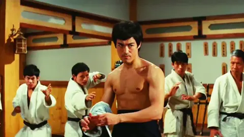 Bruce Lee 👑🥋#brucelee🐉#martialarts#jeetkundo#legend#pourtoiii 