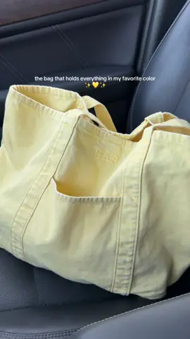 I have a feeling this is about to be ~the~ mom bag of 2026 💛  #totebagfind #everydayessentials #momlifefinds #springstyle #tiktokshopfinds