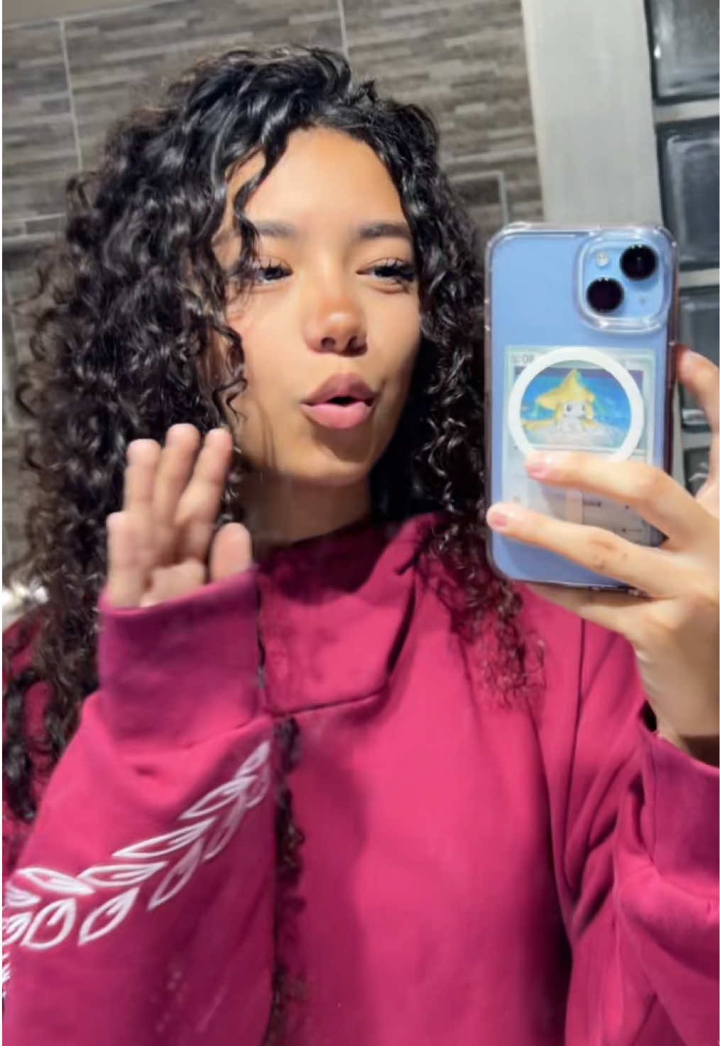 Ou ou ououoiou si esa nena #fyp #curlyhair #😍 