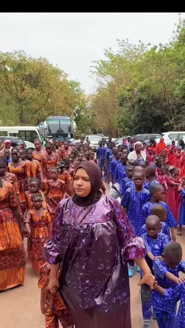 Partie 1 du don de Barouni Gamby pour les orphelins .Restez bien connectés… ce n’est que le début 🙏🏾Un immense merci pour ce geste de cœur en faveur de ces enfants .Qu’Allah récompense cette générosité #barounigamby🇲🇱🇨🇩 #orphelin #solidarité #don 