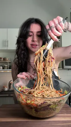Soba noodle salad!!  Ingredients: - soba noodles  - 1 cucumber and 3 large carrots peeled into noodles  - shredded purple cabbage  - 3 diced green onions  - edamame  - chopped cashews  Dressing: - miso paste  - low sodium soy sauce  - rice vinegar  - sesame oil - lime juice  - honey  - sesame seeds  - minced garlic  - onion powder  #healthyrecipes #mealprep #EasyRecipes #noodles #mealprepideas 