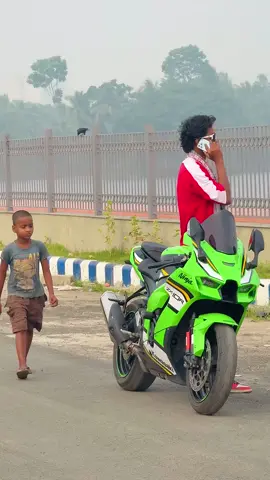 #ViralVibes  #FunnyVibes #ViralVideos #TrendingNow #ViralContent #ComedyVibes #EntertainmentVibes #FunTime