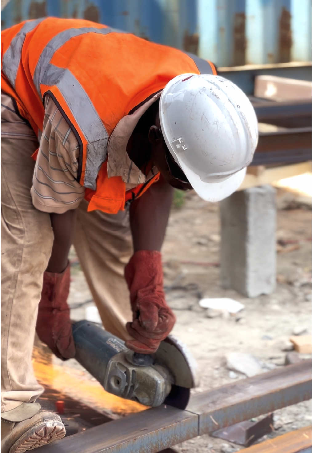 Not every move is loud… some are strategic. We’re not just cutting pipes we’re building foundations, shaping systems, and creating something bigger behind the scenes. Silent work. Strong results. 💪🏾 If you know, you know. #WorkInProgress #trending #fypシ #VoiceEffects #ghanatiktokers🇬🇭🇬🇭🇬🇭 