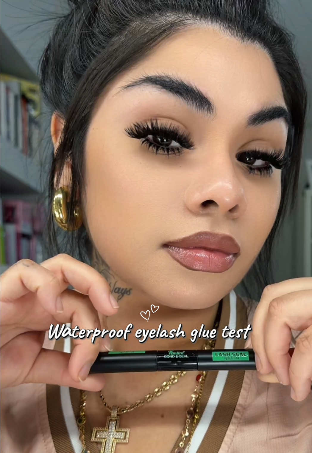 #lashclusterstutorial #lashclusters #waterprooftest #fyp #waterproofeyelashglue 