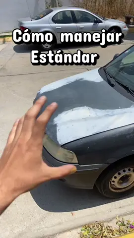 Cómo se maneja un vehículo estándar correctamente #cuernavaca #mecanico #cuerna #mecanica #mecanicaautomotriz 