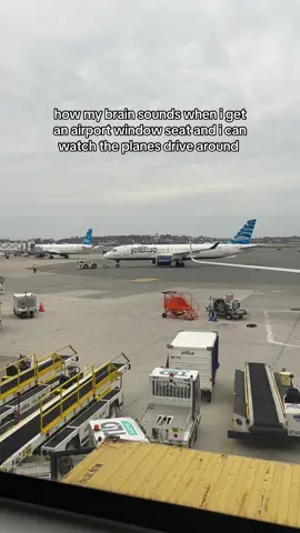 i am easily amused #airplane #airport #travel #flying 