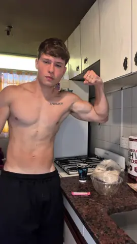 RECETA PROTEICA, FÁCIL, RÁPIDA Y RICA #parati #fyp #viral #gym #contenido 