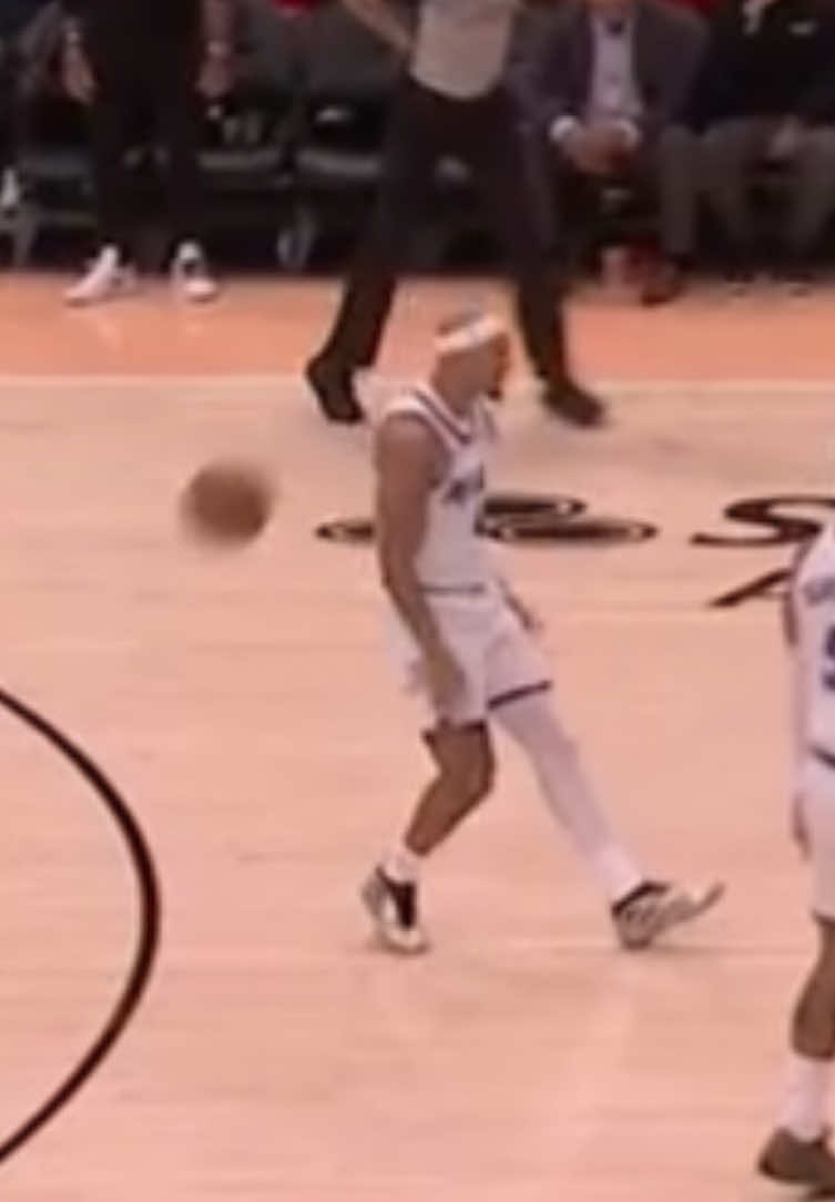 Jalen Suggs ‘25-26 elite jumpball receiving(E.J.B.R) bag work #NBA #nbaedits 