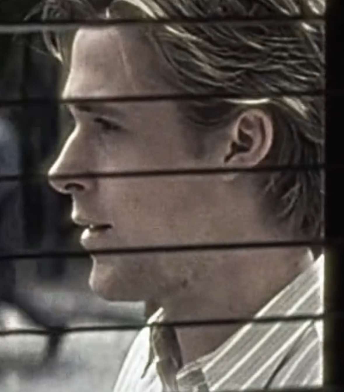 Every time I trusted someone I ended up being betrayed, so finally I stopped trusting everybody, I decided I would never be hurt again. #ryangosling #thenotebook #allieandnoah #relatable #noahcalhoun 
