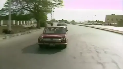 حلوة يا زوبة .. طعمة يا زوبة  من مسلسل ( غدا تتفتح الزهور ) 1984 محمود ياسين .. عمار الشريعى  #مسلسلات_مصرية  #عمار_الشريعي  #محمود_ياسين